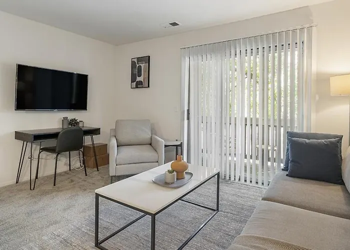 Landing Modern With Amazing Amenities Апартаменты Buffalo Grove