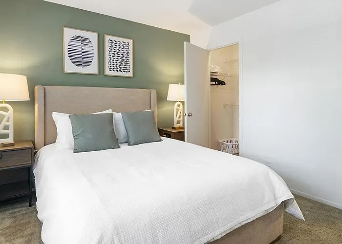 Landing Modern With Amazing Amenities Апартаменты